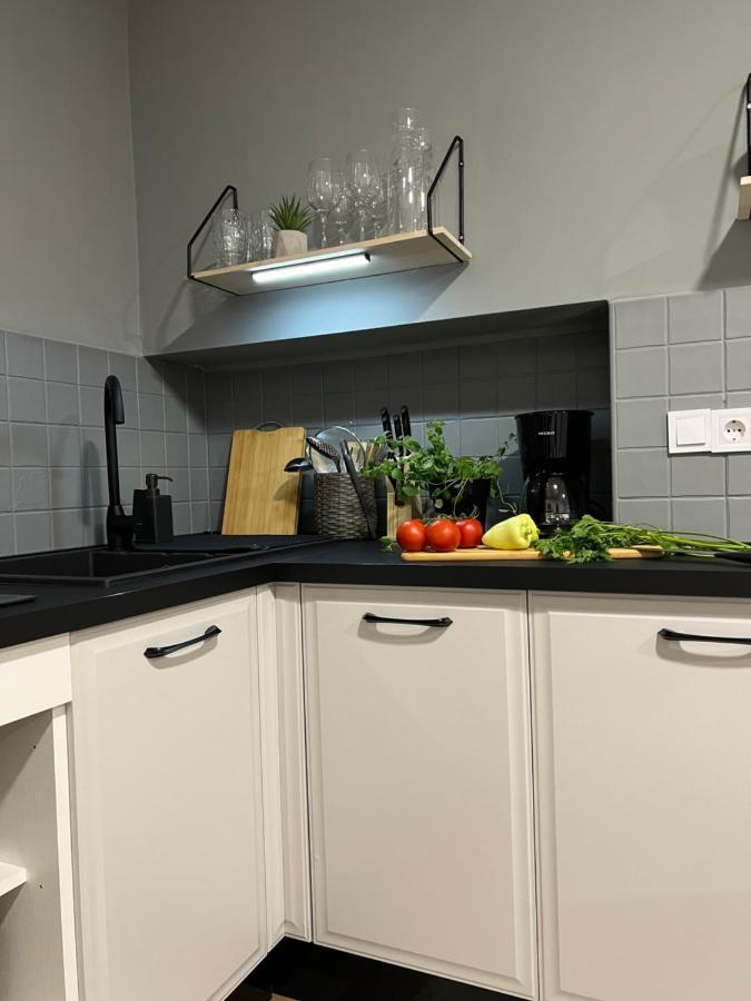 Cinderella Apartment With Free Parking Пула Екстер'єр фото