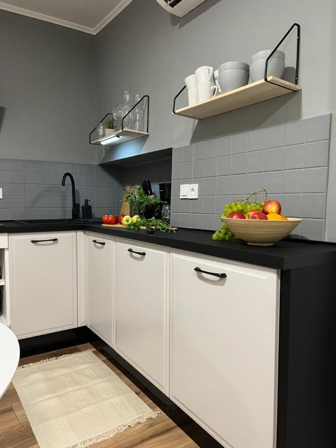 Cinderella Apartment With Free Parking Пула Екстер'єр фото