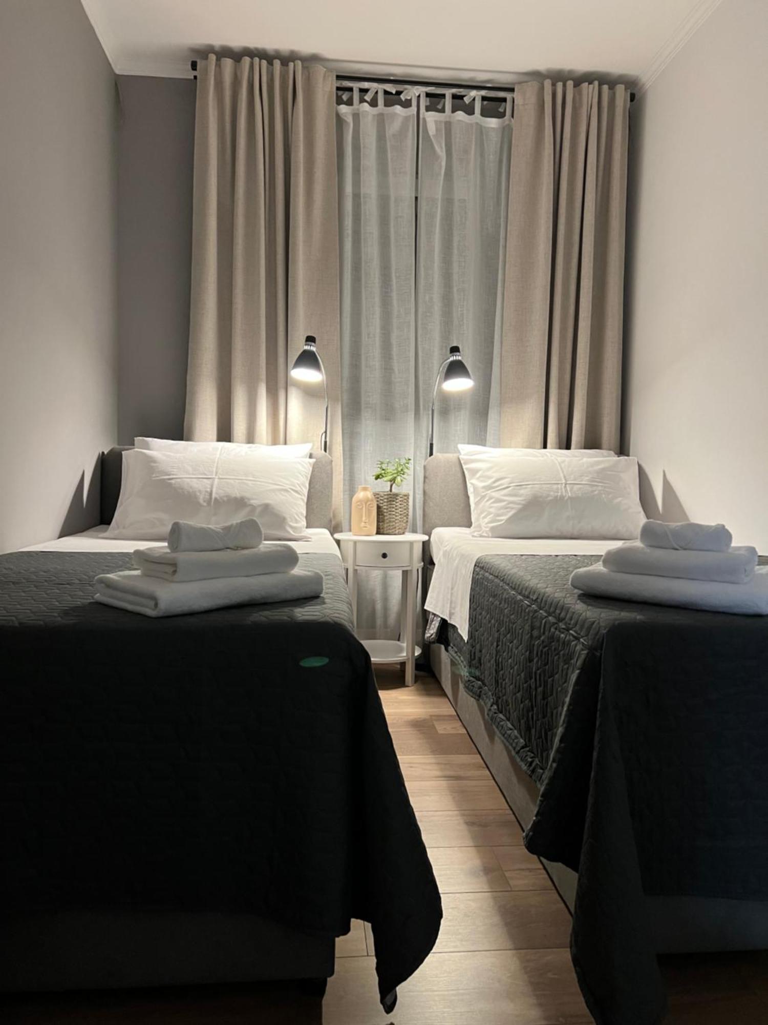 Cinderella Apartment With Free Parking Пула Екстер'єр фото